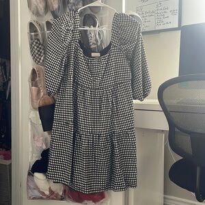 Francesca’s puff sleeve gingham dress Small - Harper Heritage